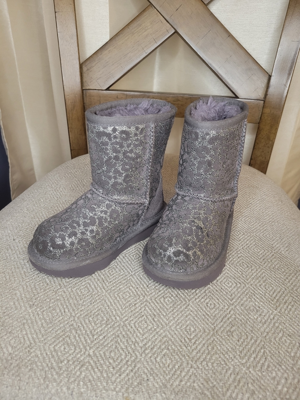 UGG Glitter Leopard-Pattern Short Boots in Gray
